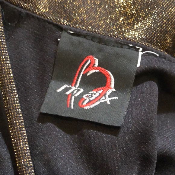 ⭐️HOST PICK⭐️Vintage 90’s metallic gold backless dress - Picture 9 of 12